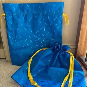 X-Large Fabic Gift Bags 25x23